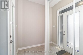 153 Bending Way in Ottawa, ON - Building Photo - Building Photo