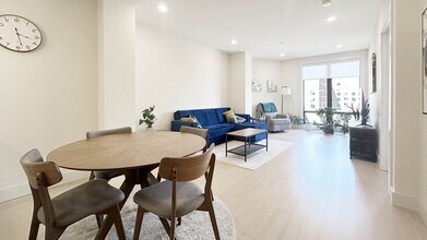 121 Portland St in Boston, MA - Building Photo - Building Photo