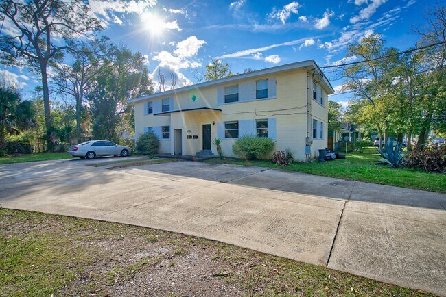 2036 Inwood Terrace in Jacksonville, FL - Building Photo - Building Photo