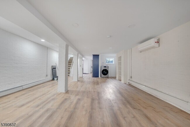 13 2nd Ave in Newark, NJ - Building Photo - Building Photo