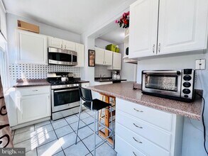 726 Rock Creek Church Rd NW in Washington, DC - Building Photo - Building Photo