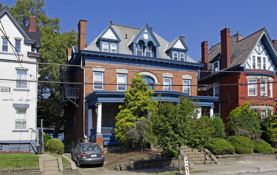 362 S Negley Ave in Pittsburgh, PA - Foto de edificio