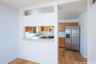 94-1082B Kikepa St in Waipahu, HI - Building Photo - Building Photo