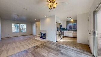 240 Anteeo Way in Santa Rosa, CA - Building Photo