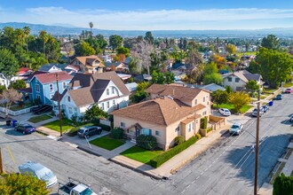 27205 Main St in Highland, CA - Building Photo - Building Photo