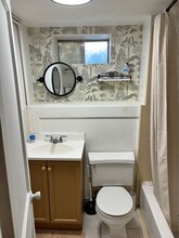 117 N 100 E in Tooele, UT - Foto de edificio - Building Photo