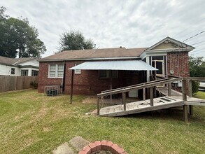 340 E Fairview Ave in Montgomery, AL - Building Photo - Building Photo