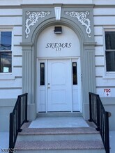 155 Clifton Ave in Newark, NJ - Building Photo - Building Photo