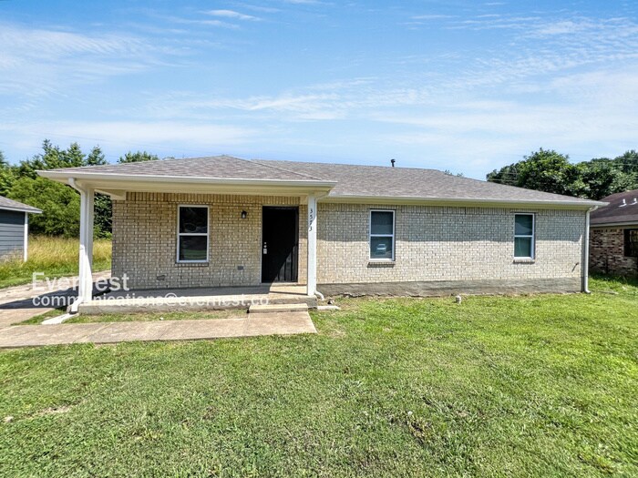 3573 Russelwood Dr in Memphis, TN - Building Photo