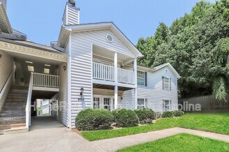 802 Moultrie Ct in Greensboro, NC - Building Photo - Building Photo