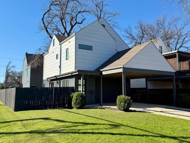 1811 Willow St in Austin, TX - Foto de edificio - Building Photo