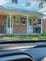 3700 Malibu Dr in Lansing, MI - Building Photo