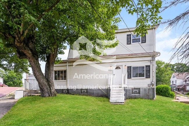 property at 1605 Mobile Ave