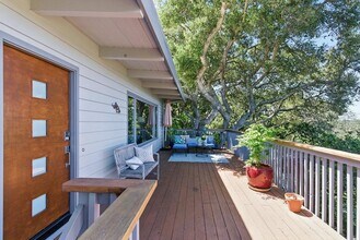 3225 Upper Lock Ave in Belmont, CA - Building Photo - Building Photo