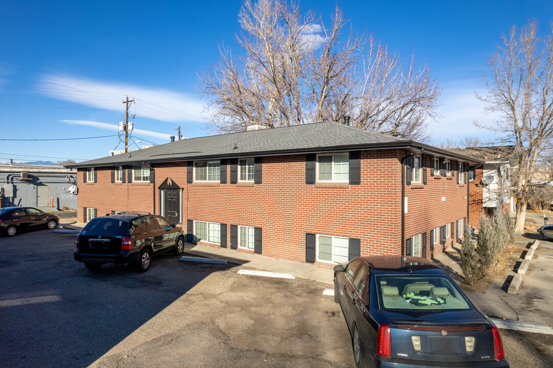 1637 Kimbark St in Longmont, CO - Building Photo