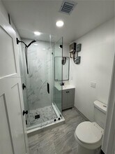 256 NW 82nd Terrace in Miami, FL - Building Photo - Building Photo