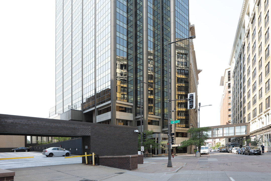 Landmark Tower in St. Paul, MN - Building Photo