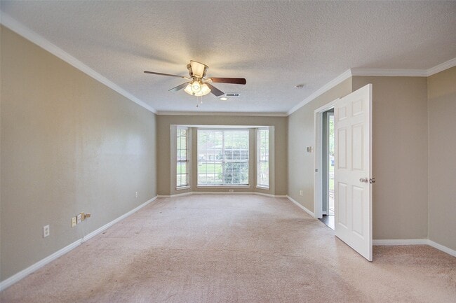 6206 Rippling Hollow Dr