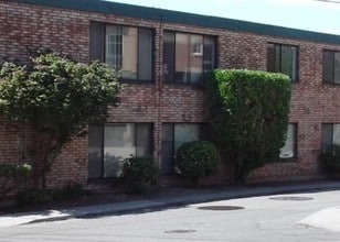 The Bonneville Apartments in Seattle, WA - Building Photo - Building Photo