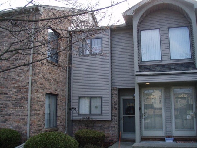 42766 Lilley Pointe Dr, Unit 42766