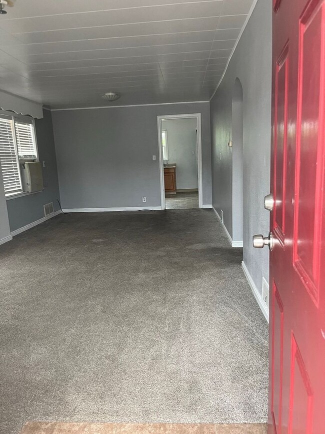 345 N 300 W in Cedar City, UT - Building Photo - Building Photo