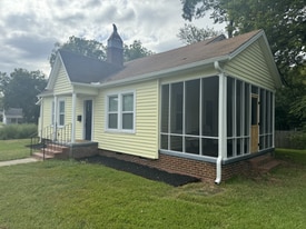 103 Walker St in Chester, SC - Building Photo