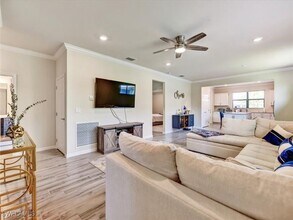 11982 Westmoreland Way in Ft. Myers, FL - Building Photo - Building Photo