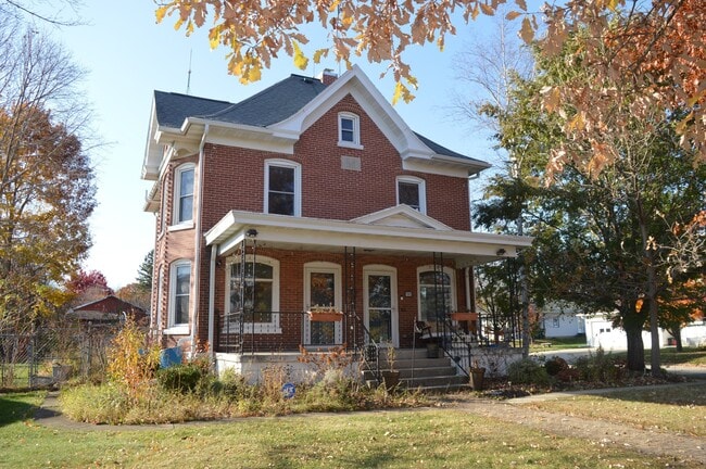 property at 1301 2nd St