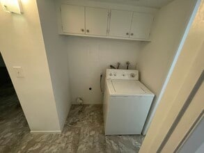 424 W Wilson Ave, Unit C in Ridgecrest, CA - Building Photo - Building Photo