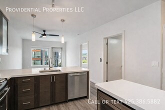 1760 NW 56th St in Seattle, WA - Building Photo - Building Photo