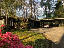 796 Wesley Dr NW in Atlanta, GA - Building Photo