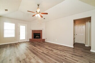 4078 Shadow Glen Dr in Horn Lake, MS - Foto de edificio - Building Photo