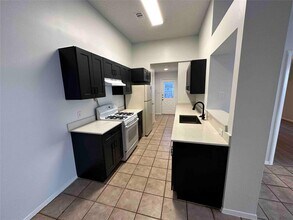 2212 Fuzz Fairway in Austin, TX - Building Photo - Building Photo