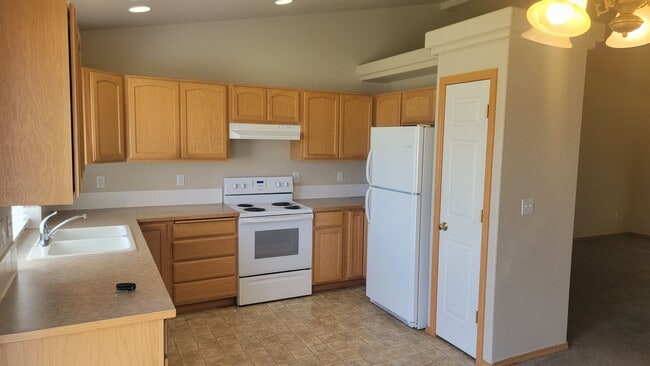 1802 N Aladdin Rd in Liberty Lake, WA - Building Photo - Building Photo
