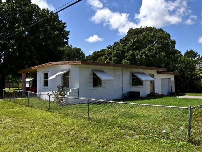 property at 201 Osceola Ave