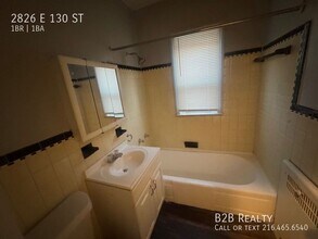 2826 E 130th St in Cleveland, OH - Building Photo - Building Photo