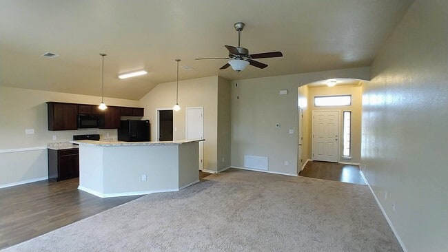 1105 Wethersfield Ln in Temple, TX - Foto de edificio - Building Photo