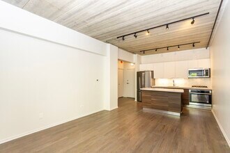 1430 S Michigan Ave, Unit 301 in Chicago, IL - Building Photo - Building Photo