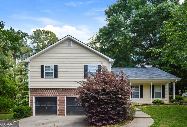 property at 1686 Salem Mill Ct SE