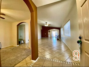 10802 W Elm Ln in Avondale, AZ - Building Photo - Building Photo