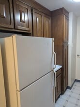 36 Thompson Rd in Manchester, CT - Building Photo - Building Photo