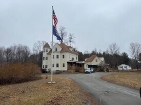 340 Granite Hill Rd, Unit 3 in Manchester, ME - Building Photo