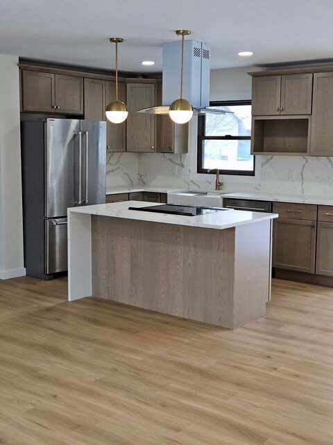 property at 634 Main St