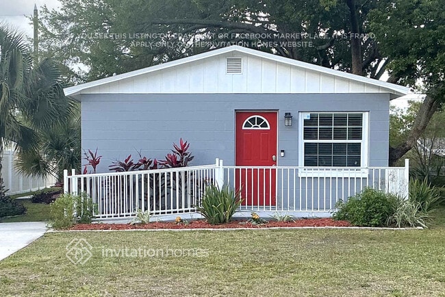 421 2nd Ave NE in Largo, FL - Building Photo - Building Photo