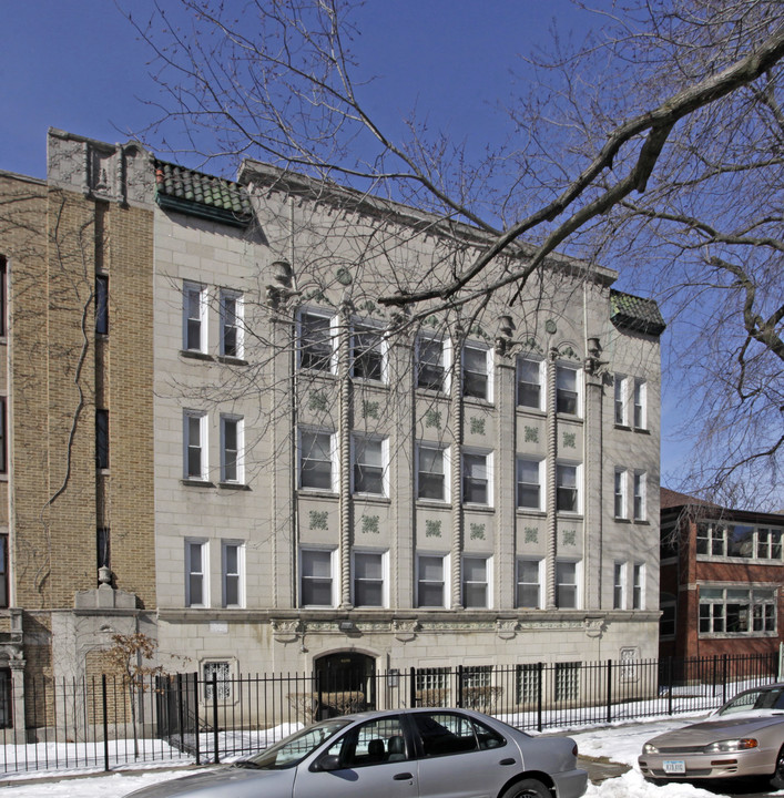 Hopkins House in Chicago, IL - Building Photo