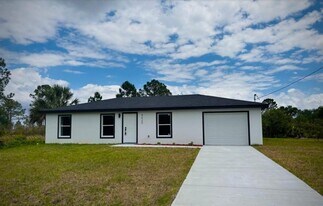 5620 Virtudes St in Sebring, FL - Building Photo