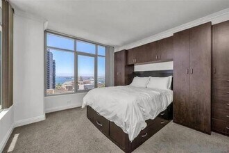 425 W Beech St, Unit 1354 in San Diego, CA - Foto de edificio - Building Photo