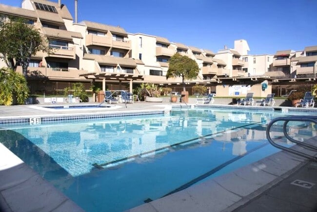 property at 3 Embarcadero West