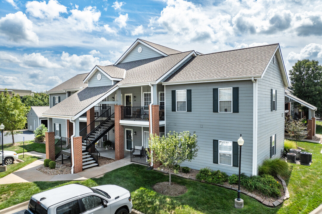 Quarters at Cambridge Apartments & Townhomes in Wichita, KS - Foto de edificio