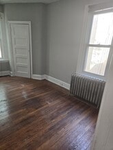 1049 S 54th St in Philadelphia, PA - Building Photo - Building Photo